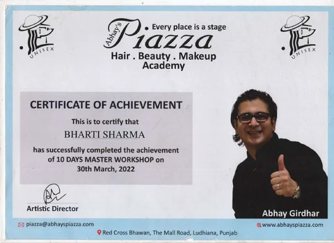 2022: Abhay’s Piazza Academy, Ten-day master workshop, awarded to Bharti.